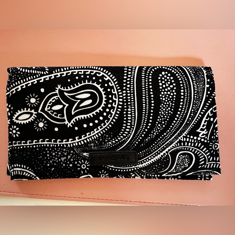 Vera Bradley Checkbook cover/bill holder